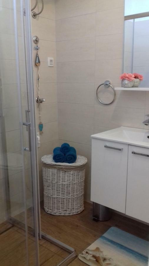 קאנפאנאר Authentic Istria&Pet Friendly Apartment Banko Near Rovinj מראה חיצוני תמונה