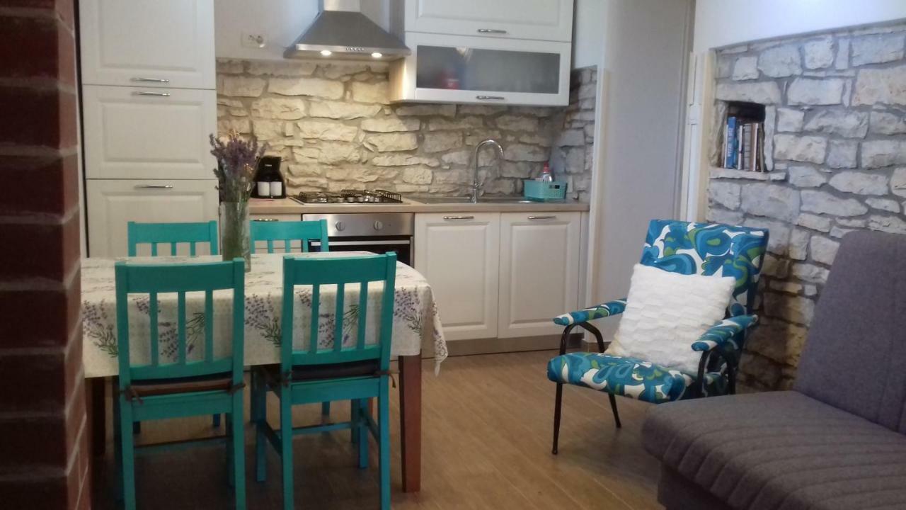 קאנפאנאר Authentic Istria&Pet Friendly Apartment Banko Near Rovinj מראה חיצוני תמונה